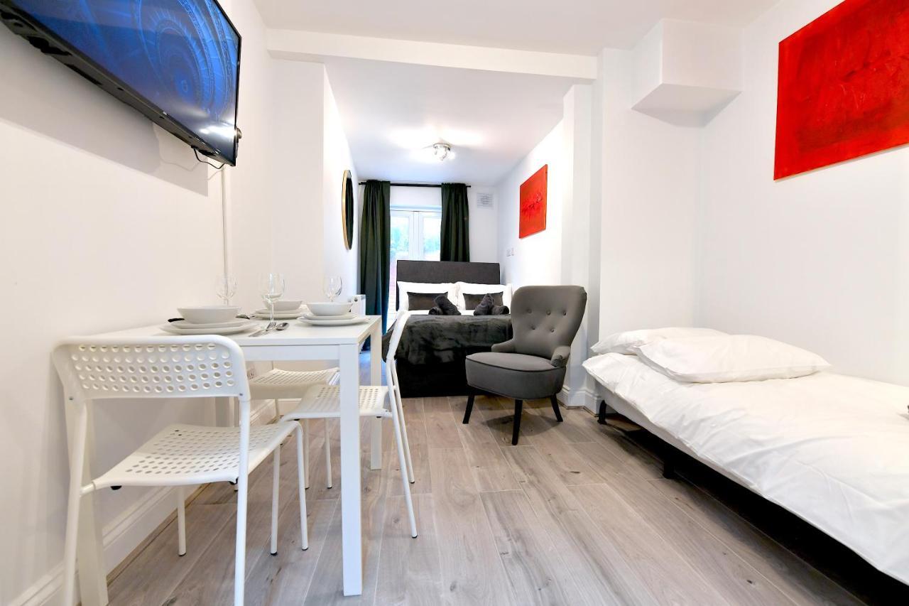 Central London Luxury Studios Fulham Close To Underground Newly Refurbished ภายนอก รูปภาพ