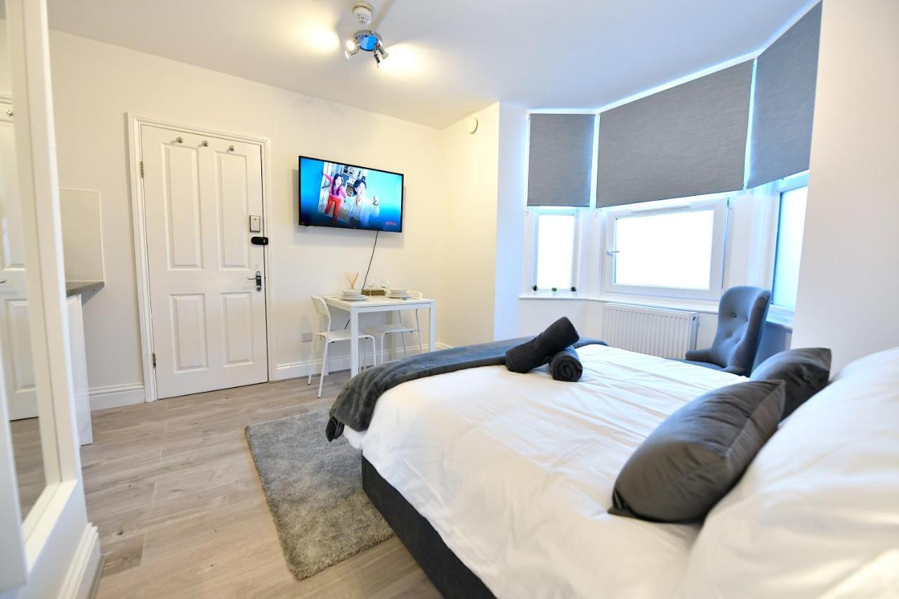 Central London Luxury Studios Fulham Close To Underground Newly Refurbished ภายนอก รูปภาพ