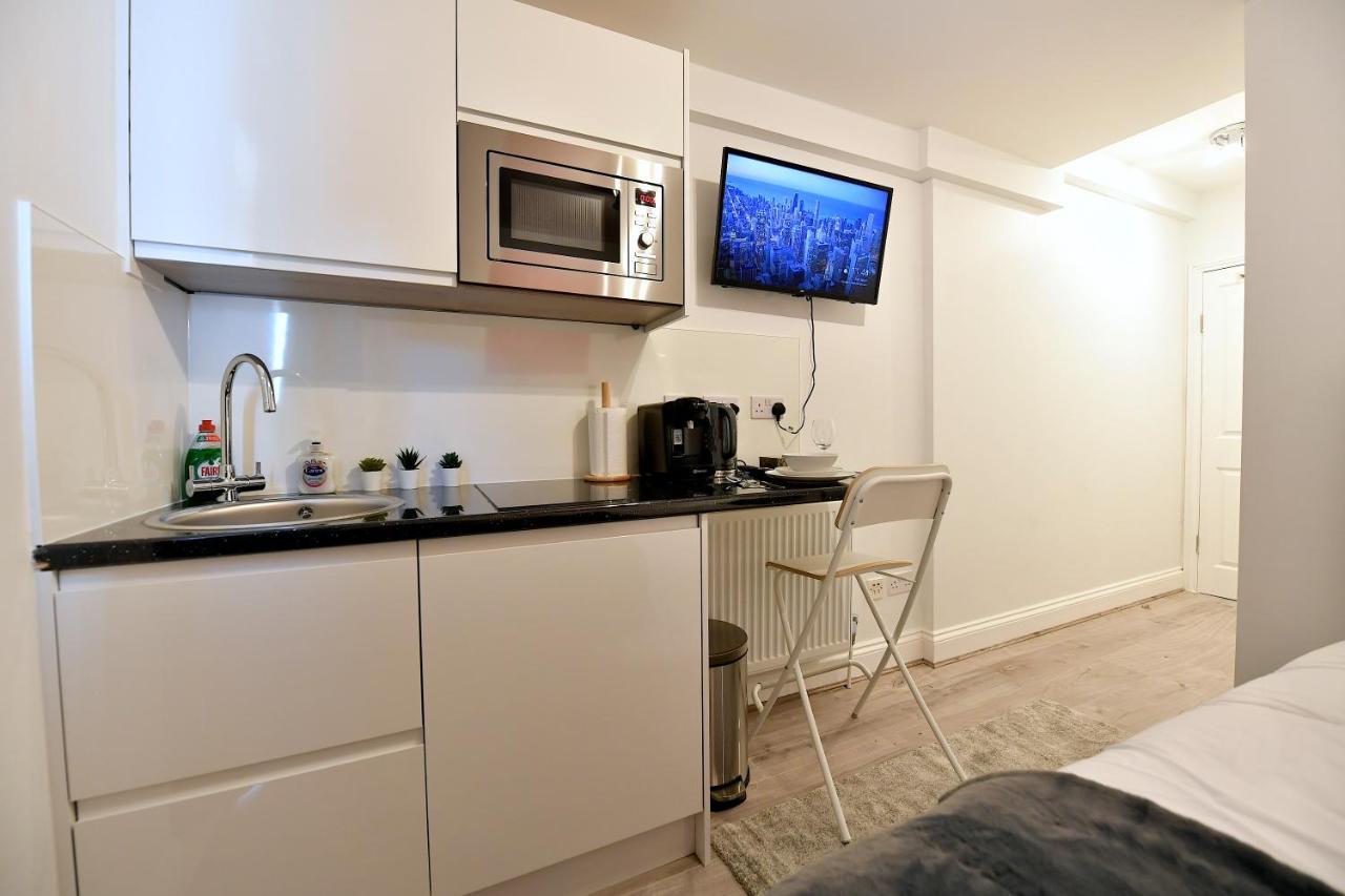 Central London Luxury Studios Fulham Close To Underground Newly Refurbished ภายนอก รูปภาพ