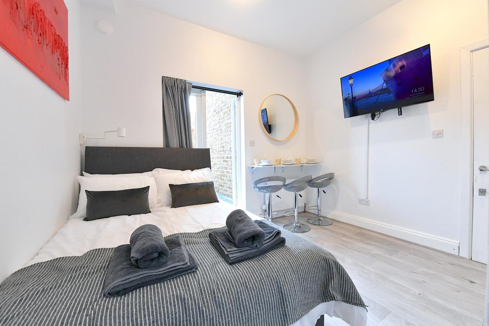 Central London Luxury Studios Fulham Close To Underground Newly Refurbished ภายนอก รูปภาพ