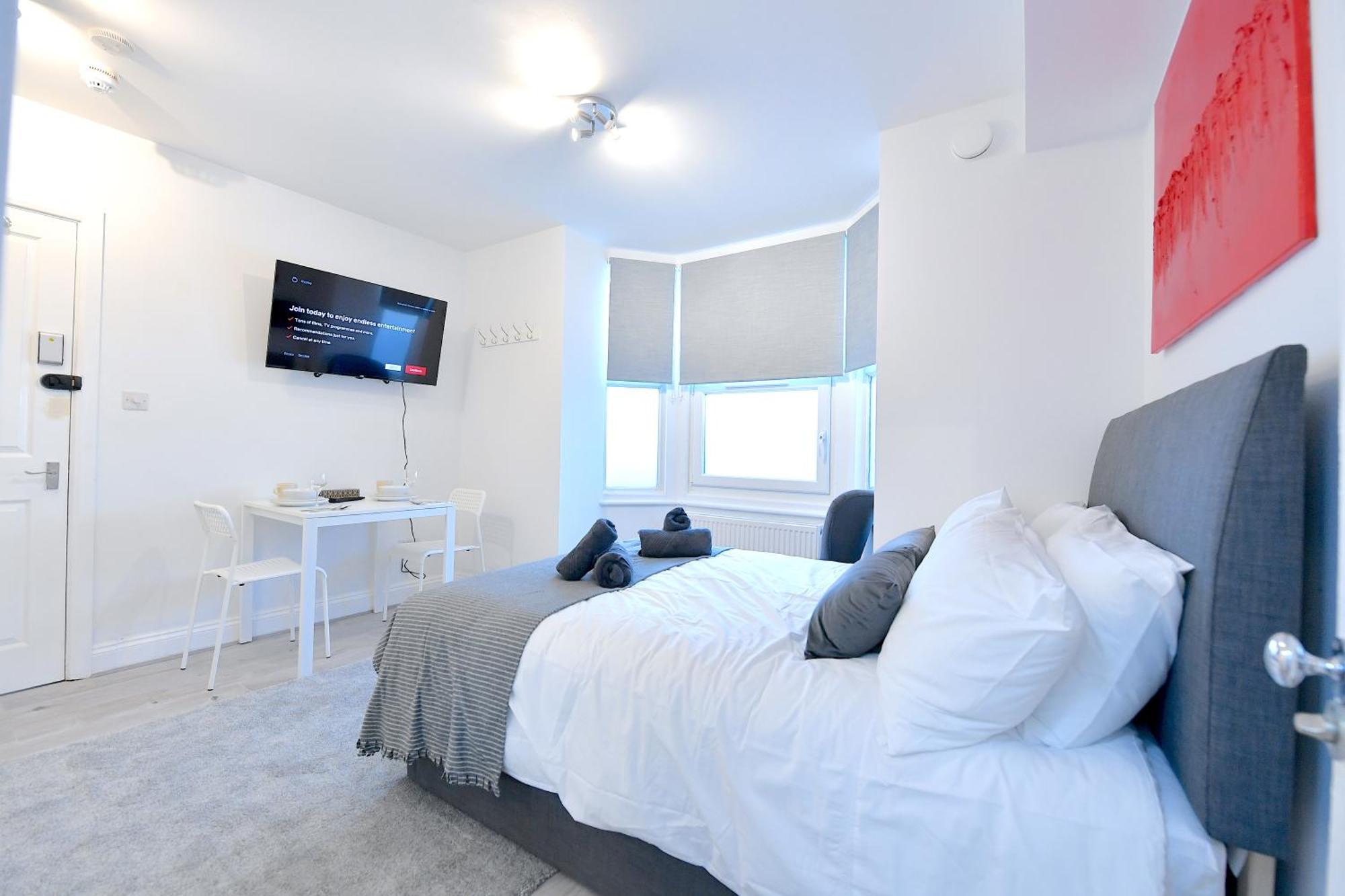 Central London Luxury Studios Fulham Close To Underground Newly Refurbished ภายนอก รูปภาพ