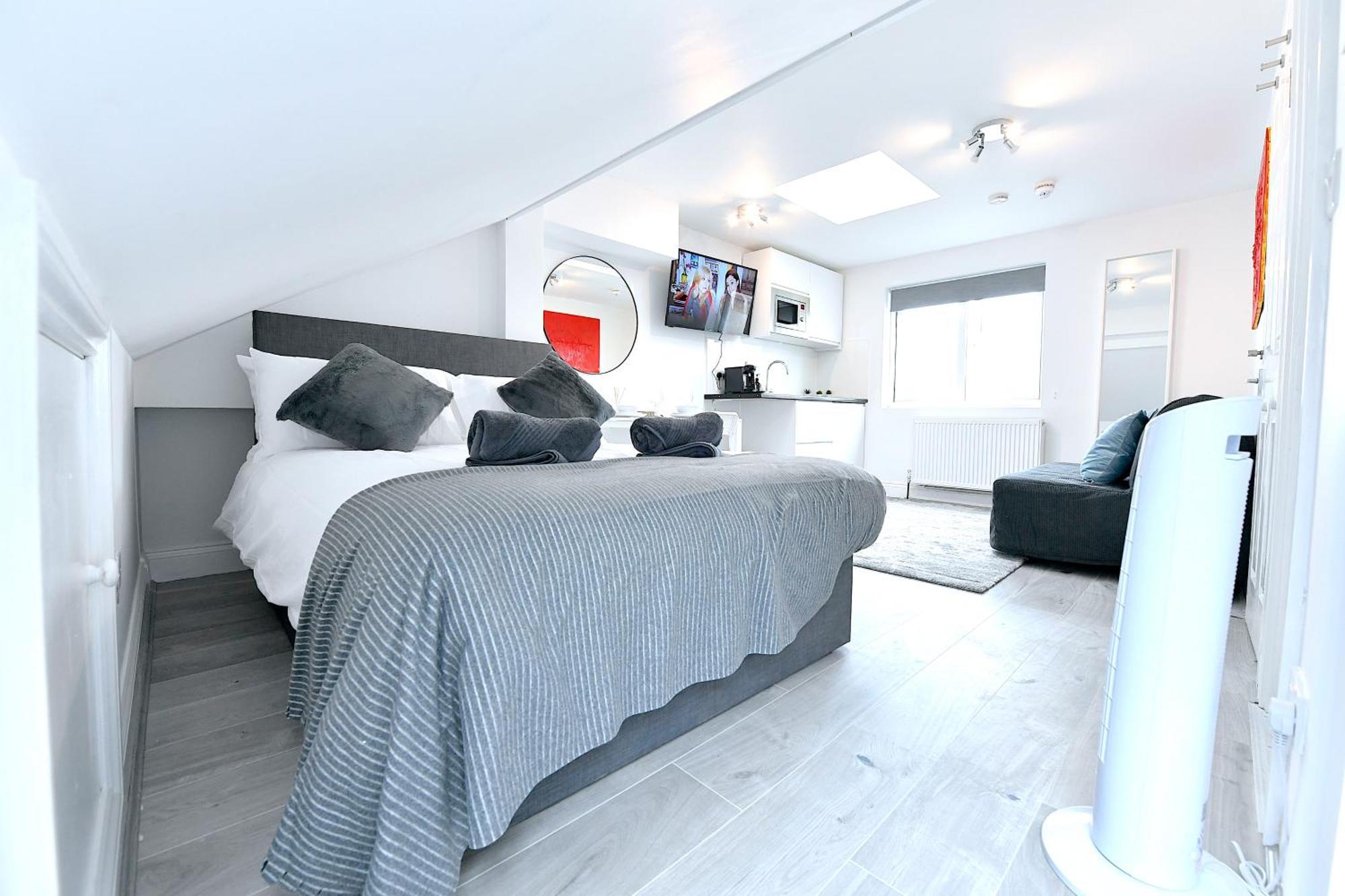 Central London Luxury Studios Fulham Close To Underground Newly Refurbished ภายนอก รูปภาพ