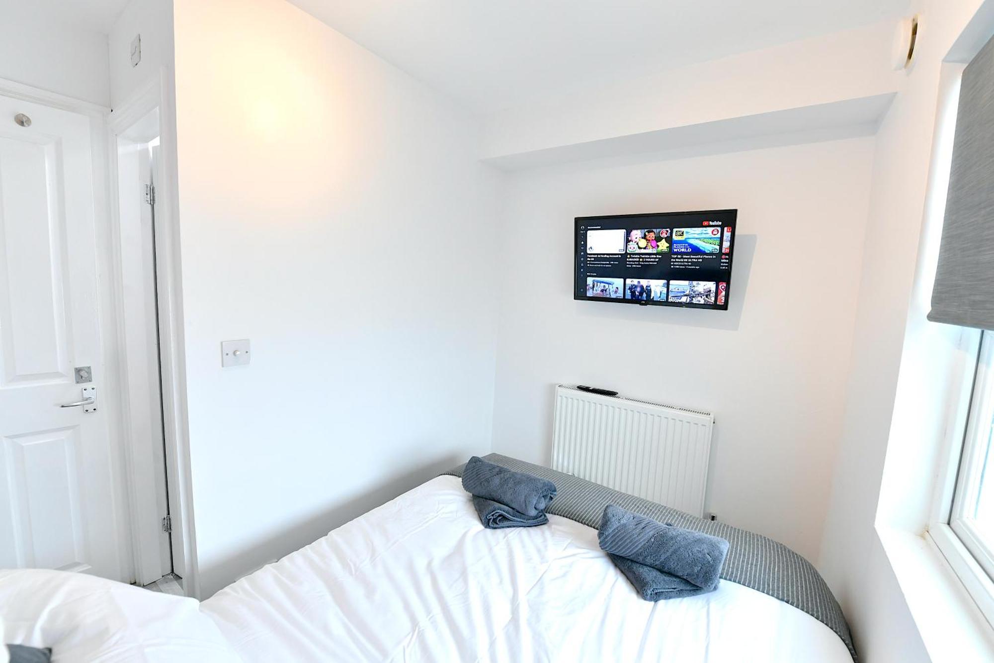 Central London Luxury Studios Fulham Close To Underground Newly Refurbished ภายนอก รูปภาพ