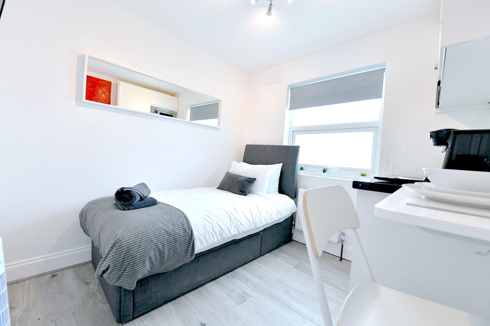 Central London Luxury Studios Fulham Close To Underground Newly Refurbished ภายนอก รูปภาพ